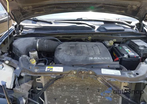 2013 Chrysler Town & Country Touring z USA, uszkodzony, nr VIN 2C4RC1BG2DR584962